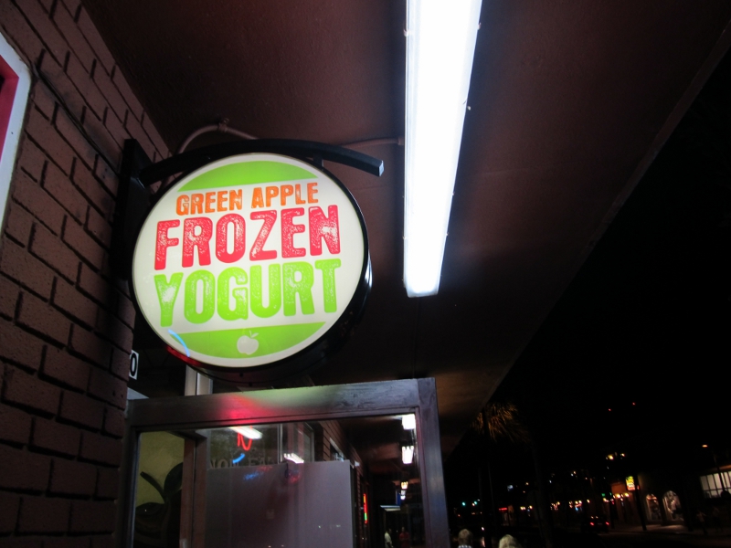 Watch Me Eat Green Apple Frozen Yogurt in Clearwater Beach, FL
