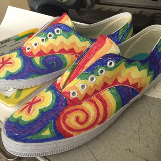 Kathleen Taylor's Dakota Dreams Tie Dye Canvas Shoes with Sharpies and