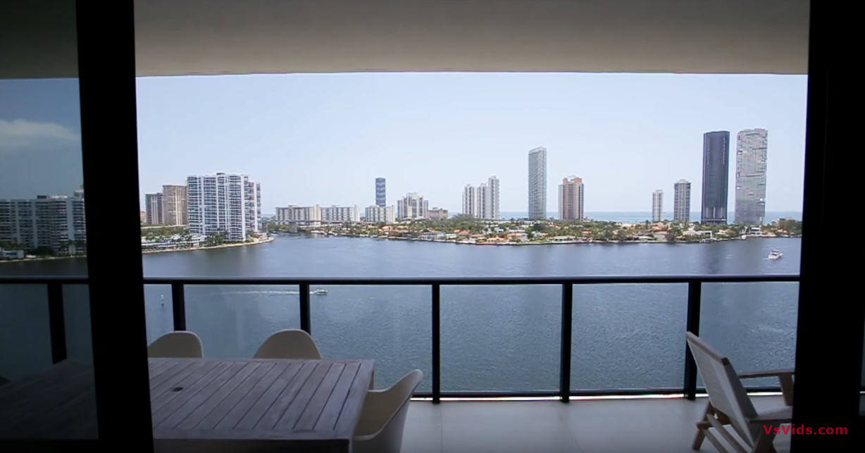 Luxury $3 Million Miami Condo Tour On Prive Island (22 Photos) Luxury $3 Million Miami Condo Tour On Prive Island (22 Photos)