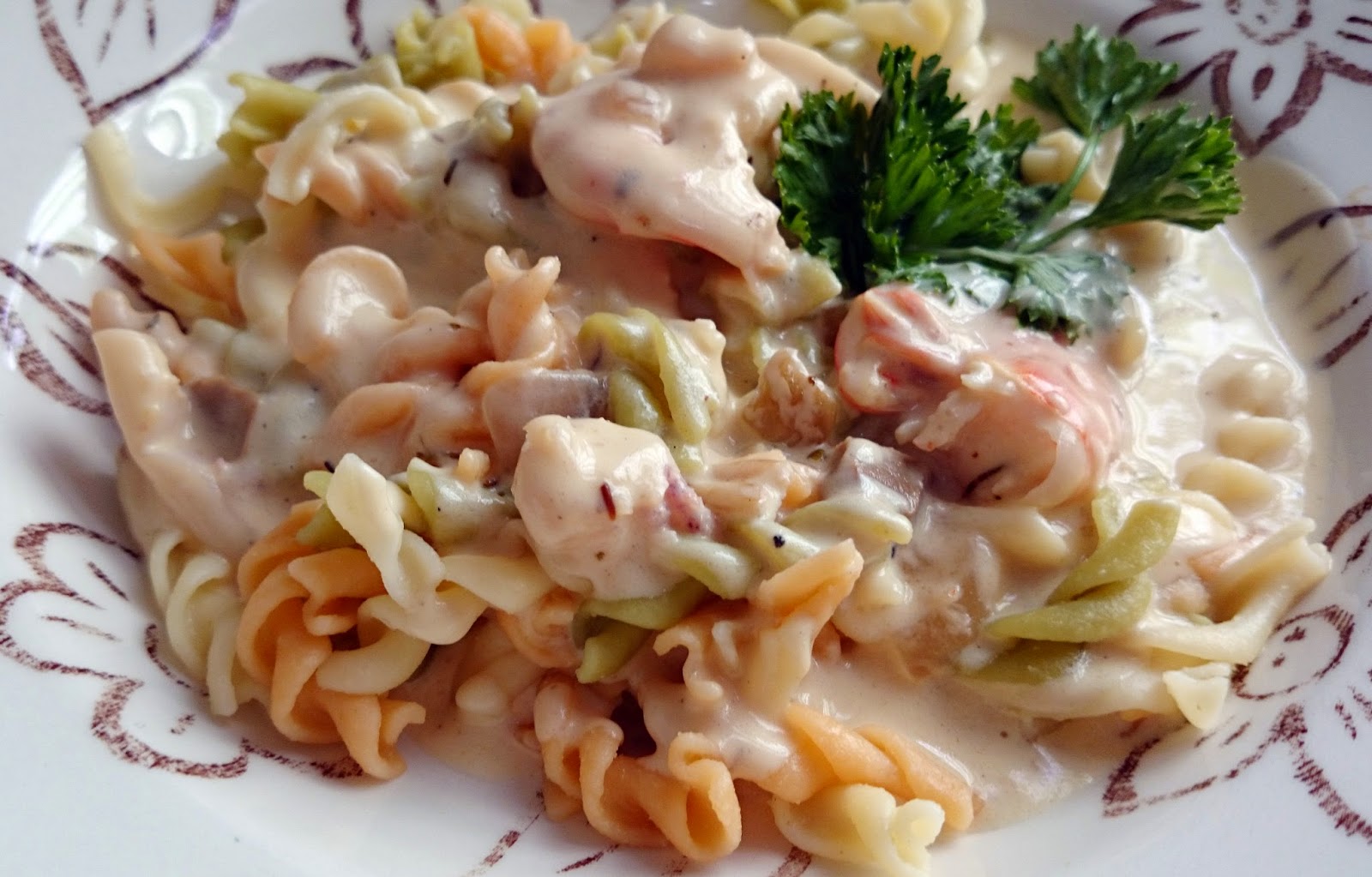 Today BAHAGIA Seafood Carbonara paling sedap, resepi Uncle Dome. Terbaik!