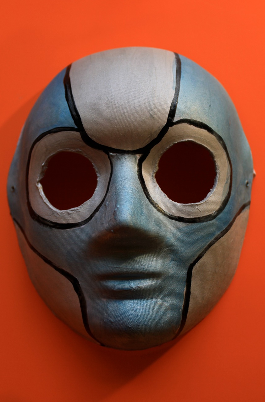 Elle and Lou How to make a Robot Mask