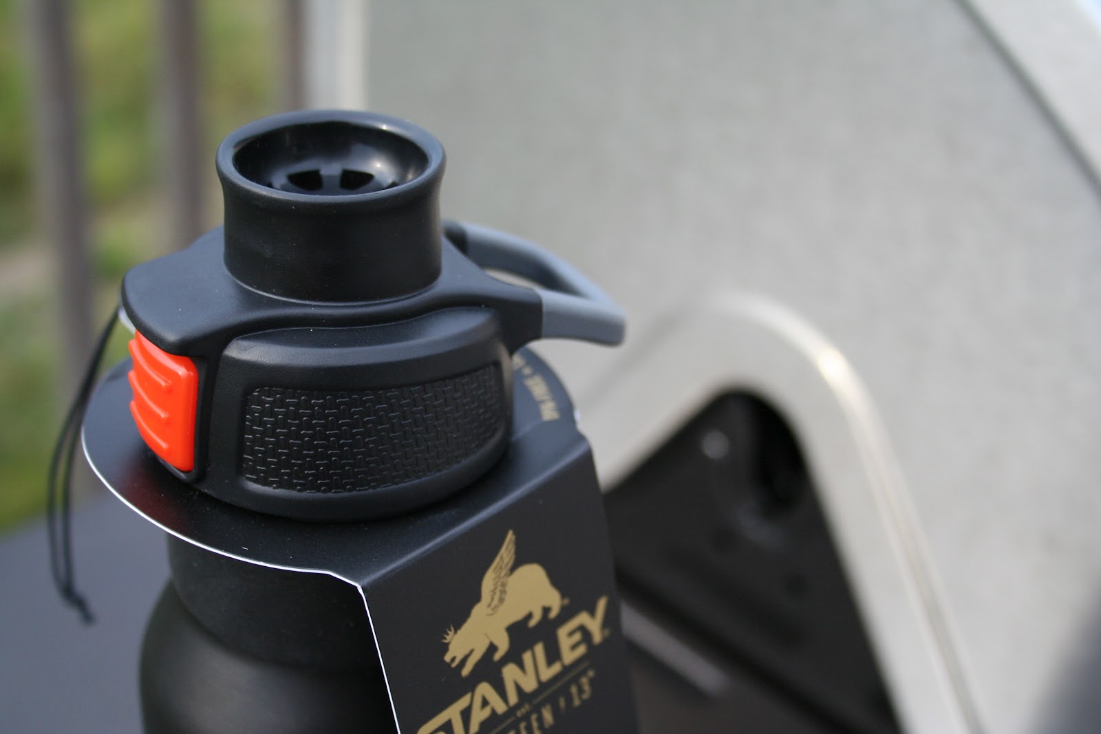 fitness-excellence-athletic-training-feat-stanley-water-bottle-review