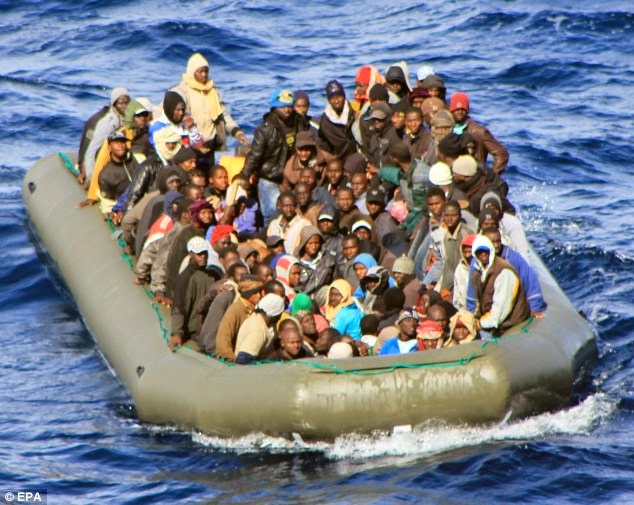 europa-hoy-m-s-de-600-000-inmigrantes-esperan-en-el-norte-de-frica-listos-para-entrar-en
