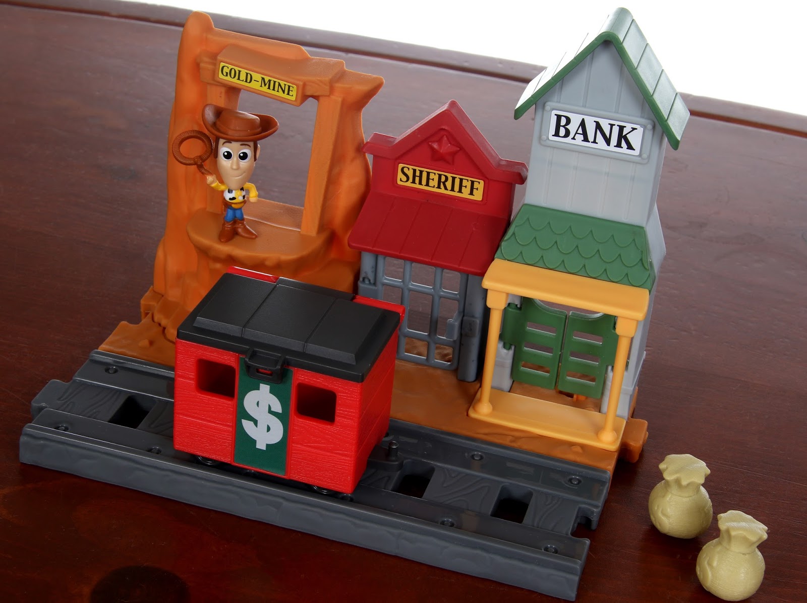 Dan the Pixar Fan Toy Story Mattel "Minis" Playsets (Andy's Room