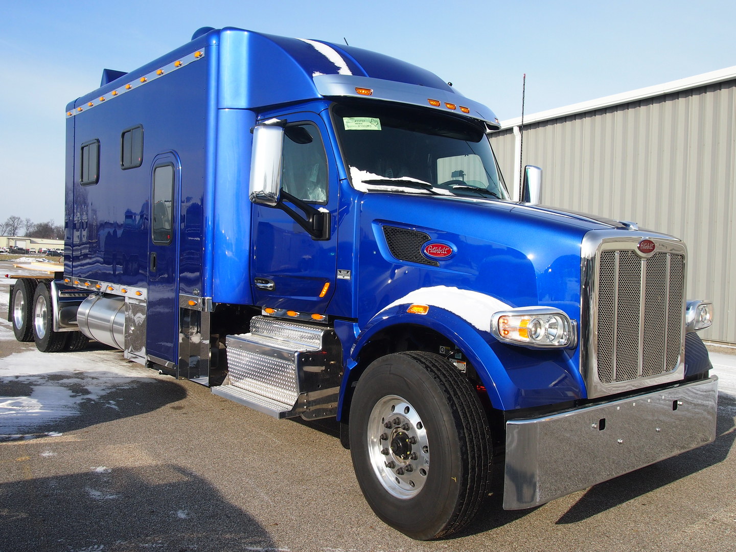 DIECIOCHO RUEDAS MI CAMIÓN MI CASA PETERBILT 567 .. 156 PULGADAS…