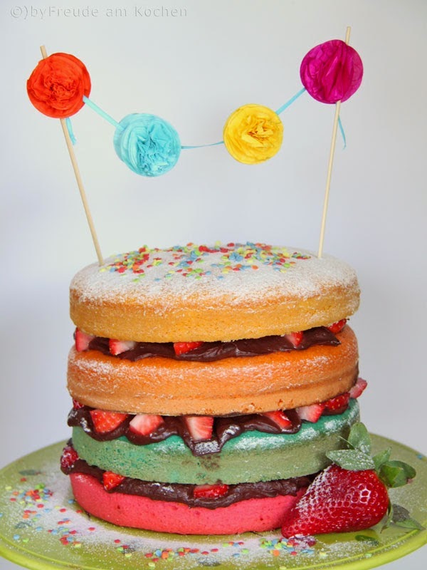 Naked Cake im Faschings-Outfit