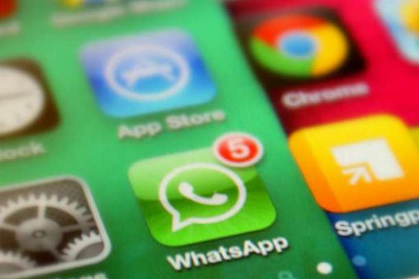 WhatsApp's Latest Feature Allows Users To 'Quote And Reply' Messages