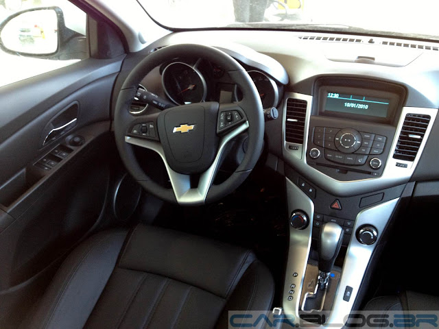 Chevrolet Cruze hatch Sport6 - interior