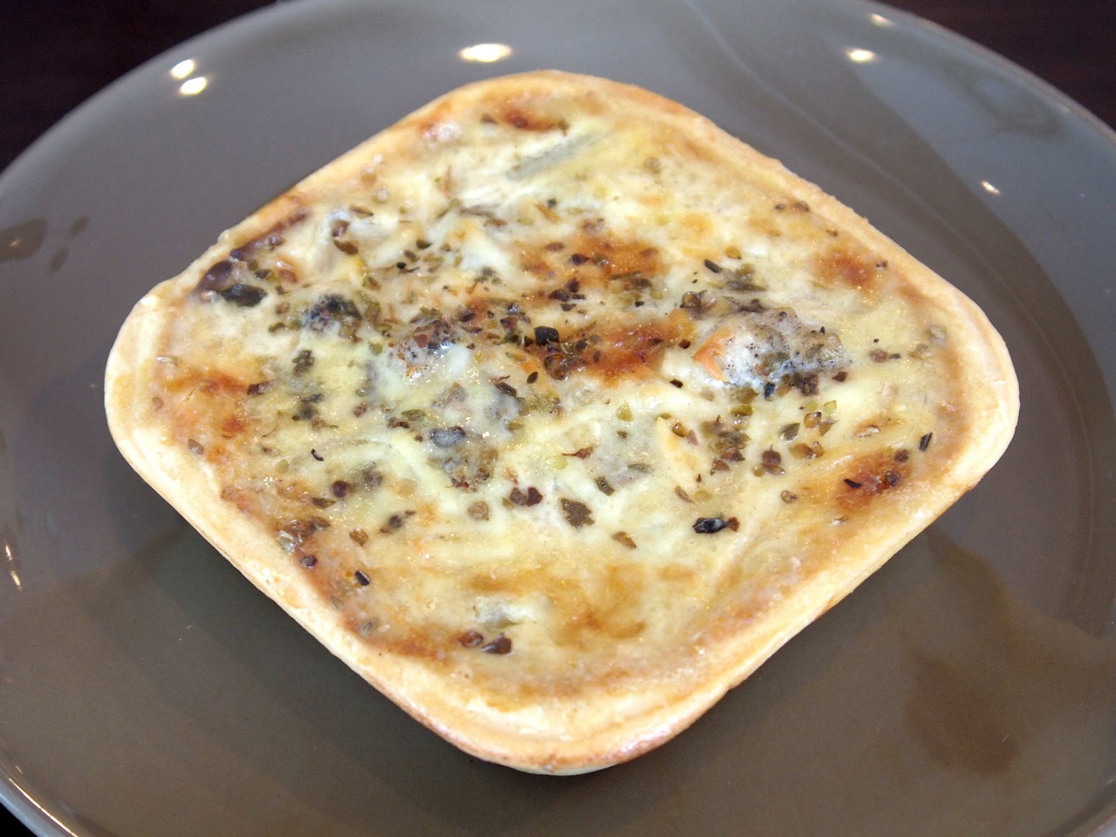 Eating in Kuching 2012 John's Pie