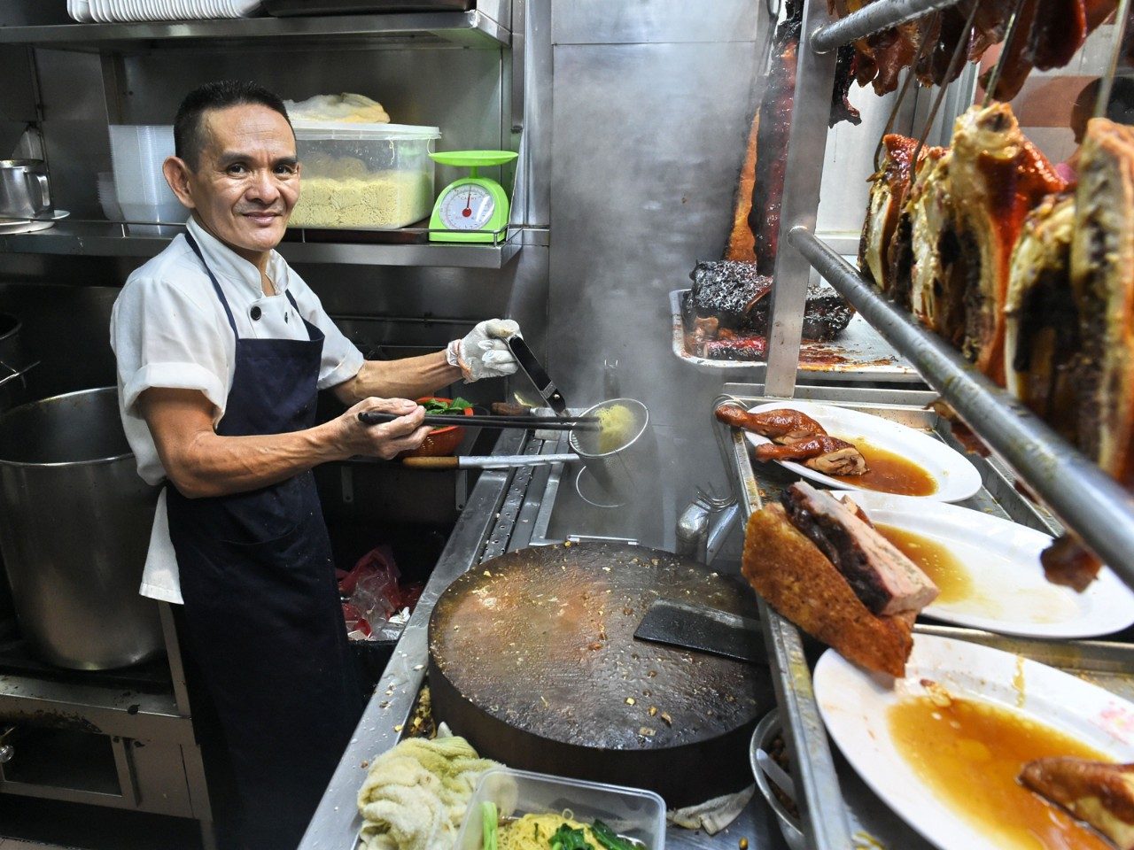Singapore Street Food Vendor Serves $1.50 Meals And Receives A Prestigious Michelin Star