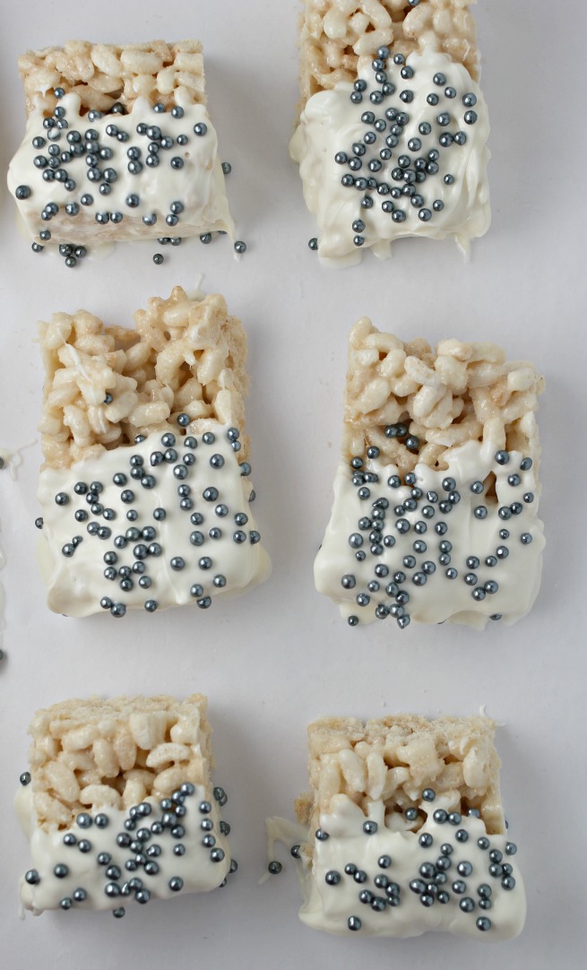 Dipped Rice Krispies Treats + SMURFS: the Lost Village Giveaway