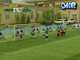 꼬꼬마 시절부터 남달랐던 슛돌이 시절 이강인.gif