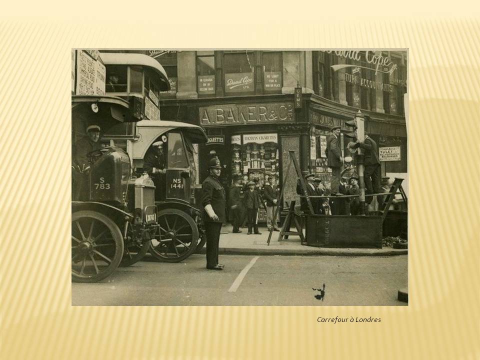 Первый светофор в лондоне