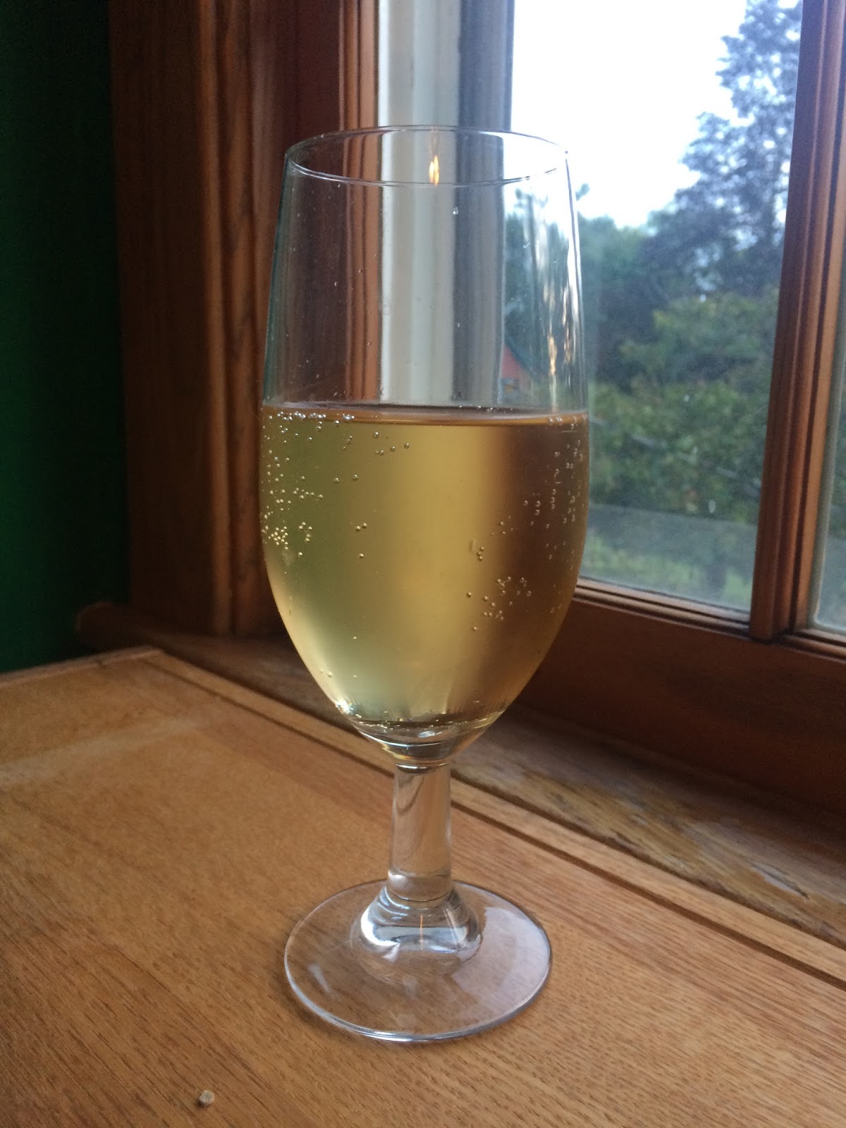 Along Came a Cider Cider Review Champlain Orchards Cidery Heirloom