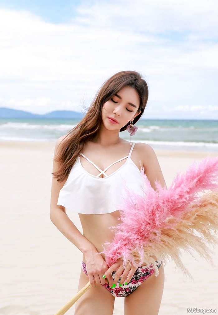 Park Da Hyun&#39;s glamorous sea fashion photos set (320 photos) photo 8-15