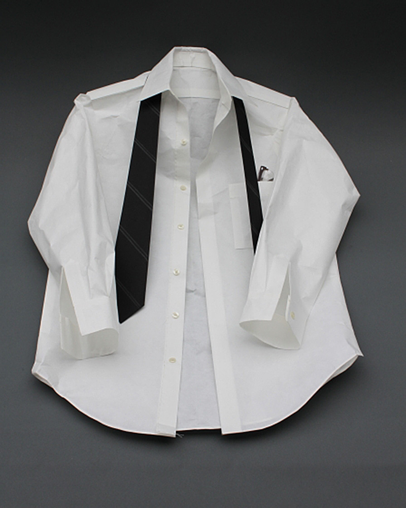 Vincent Tomczyk paper shirt