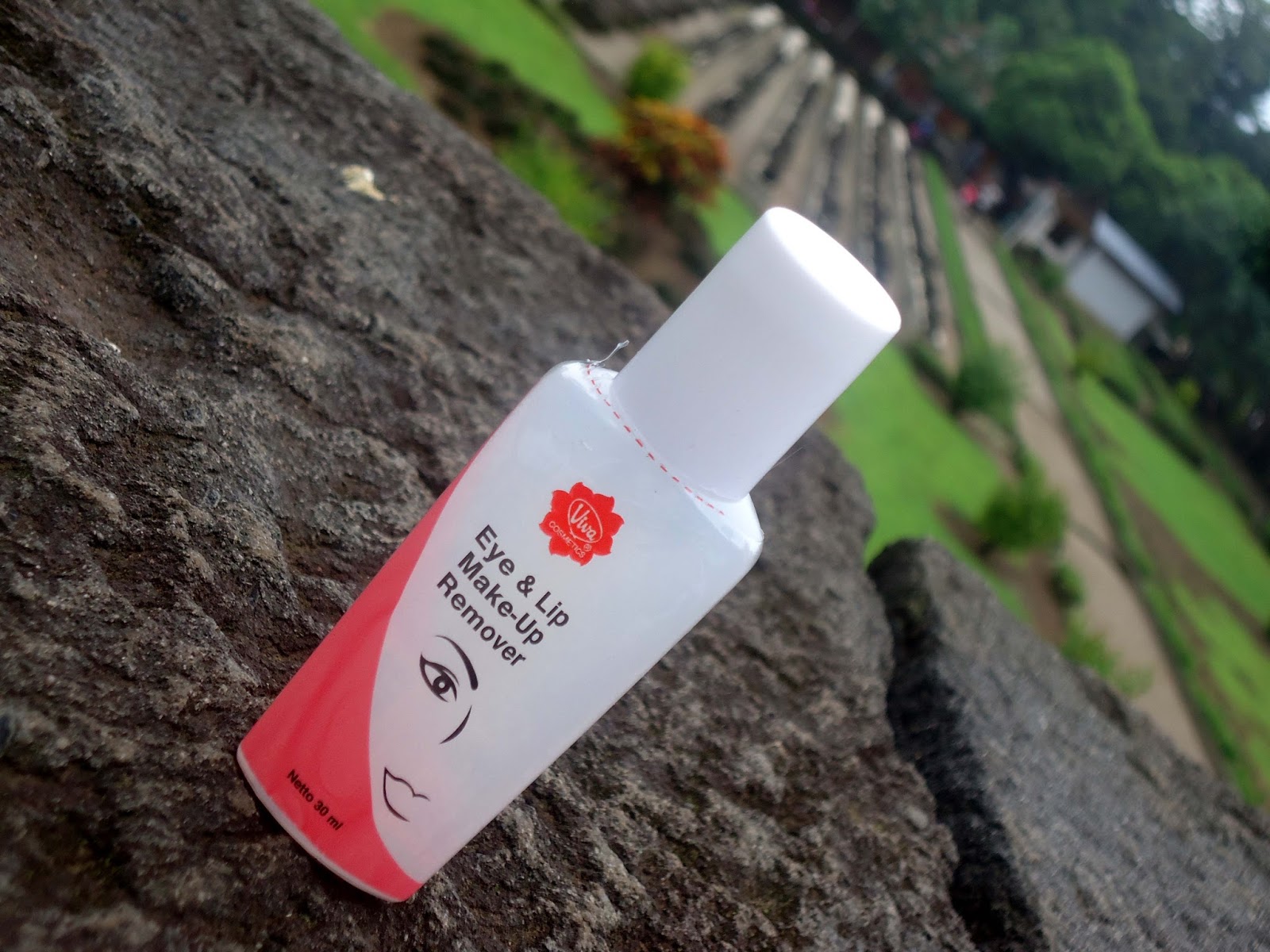 uli mayang Review Viva Eye and Lip Make Up Remover