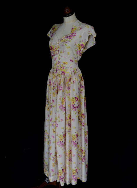 vintage 1930s floral dress