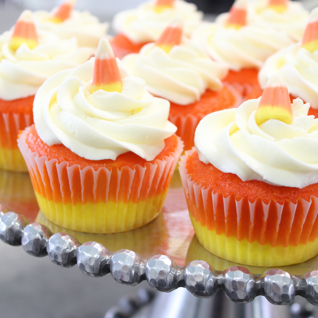 the Cotton Cupcake shoppe Gallery Candy Corn Cupcakes