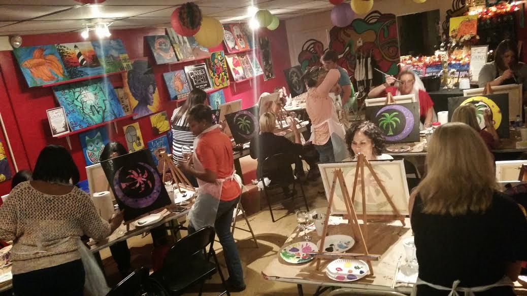5 Tips to Have Fun at a Paint and Wine Class / PAINT. DRINK. LAUGH!