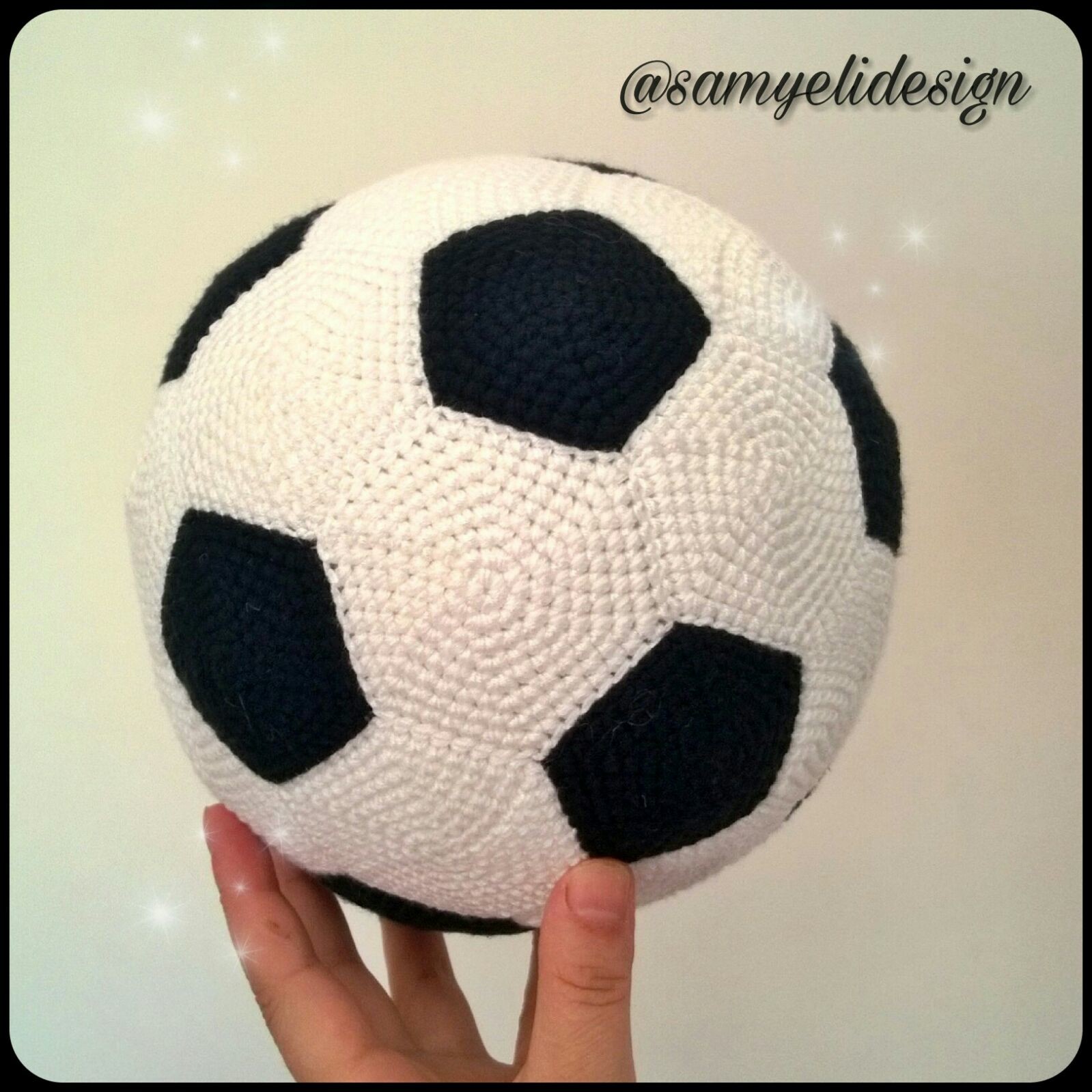 Amigurumi Futbol Topu Yapılışı Amigurumi Futbol Topu Yapılışı