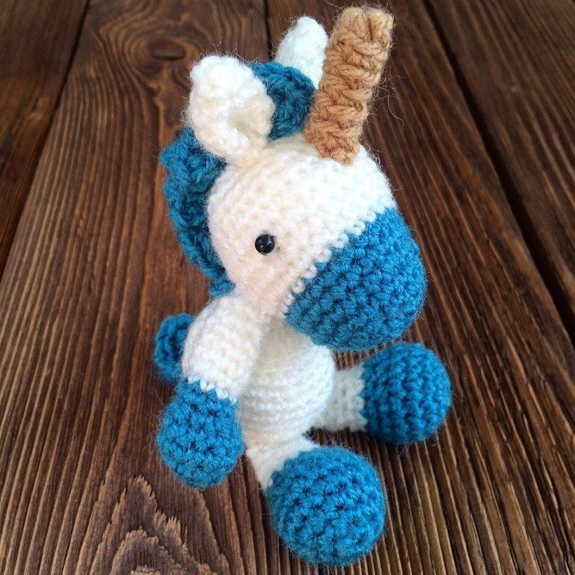 Crochet toy unicorn pony amigurumi pattern