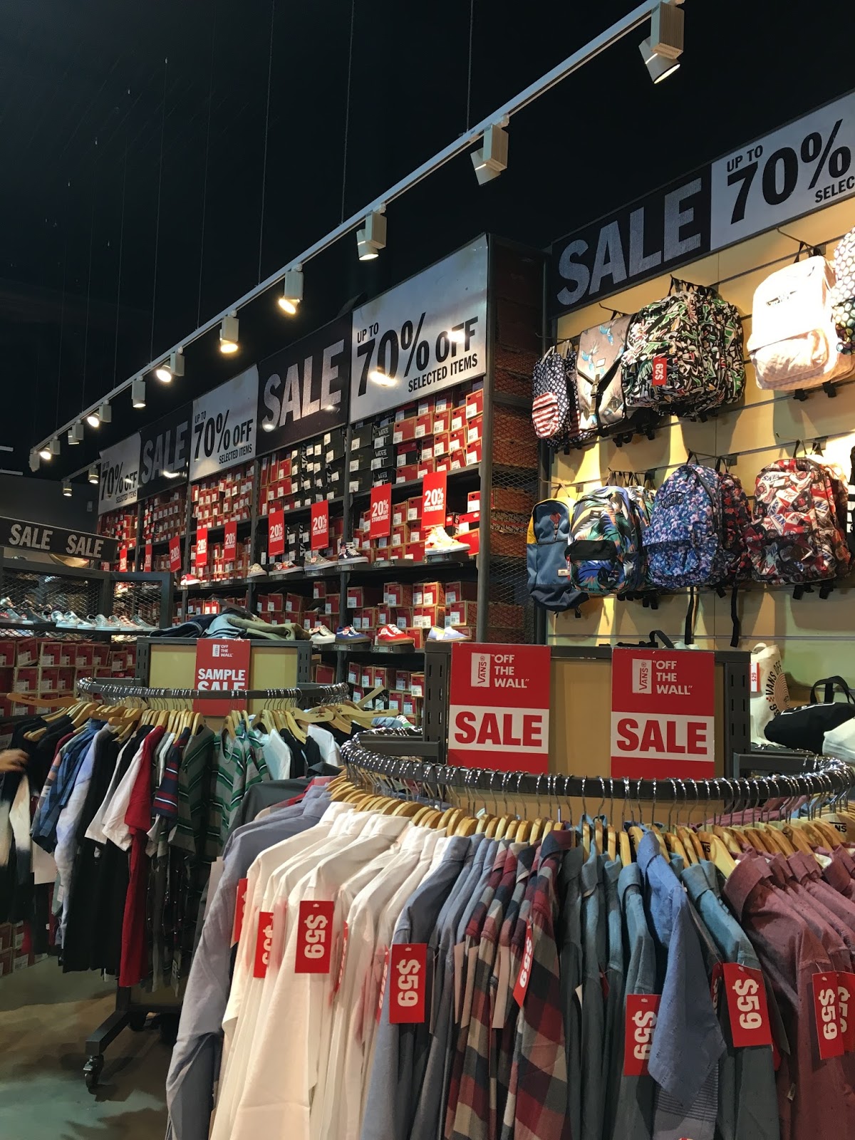 vans store dfo