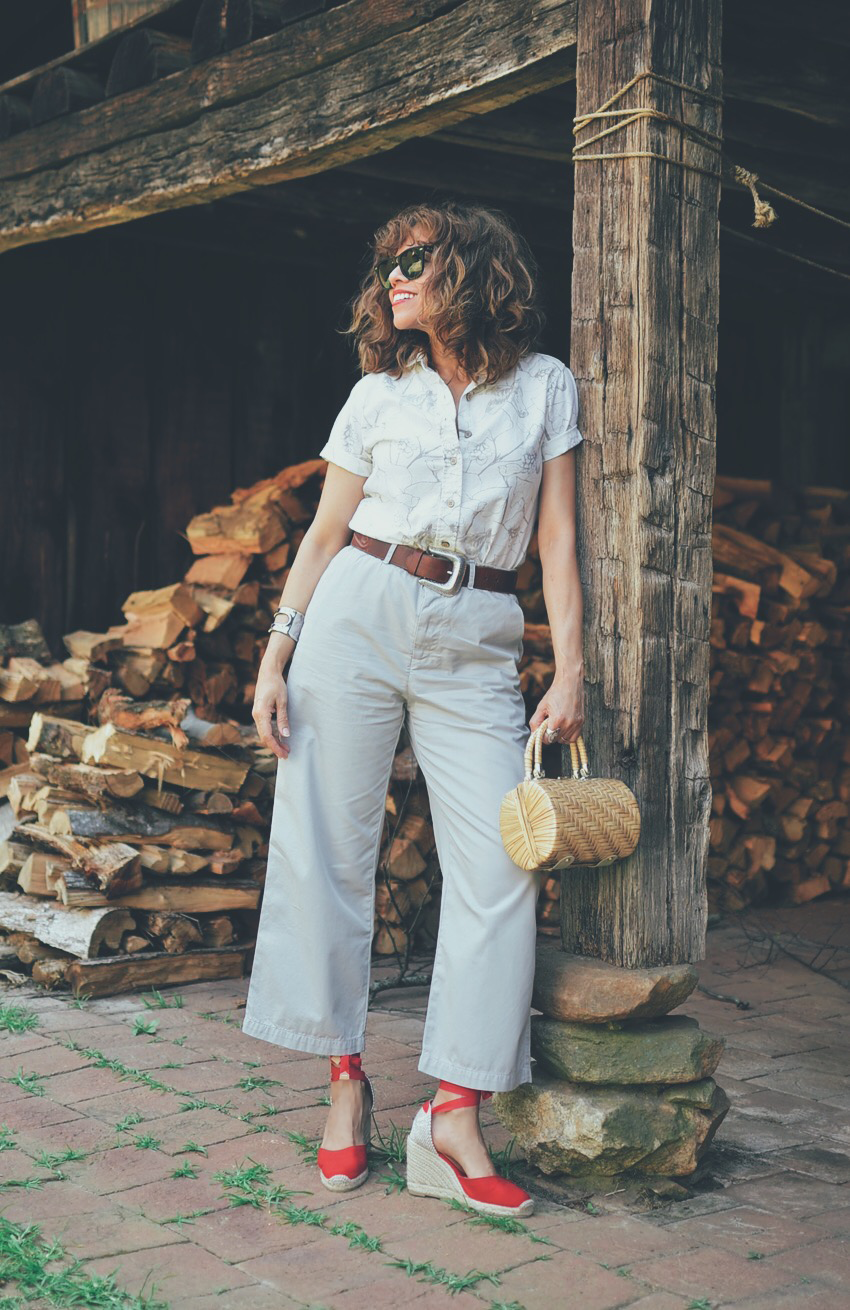 red espadrilles outfit