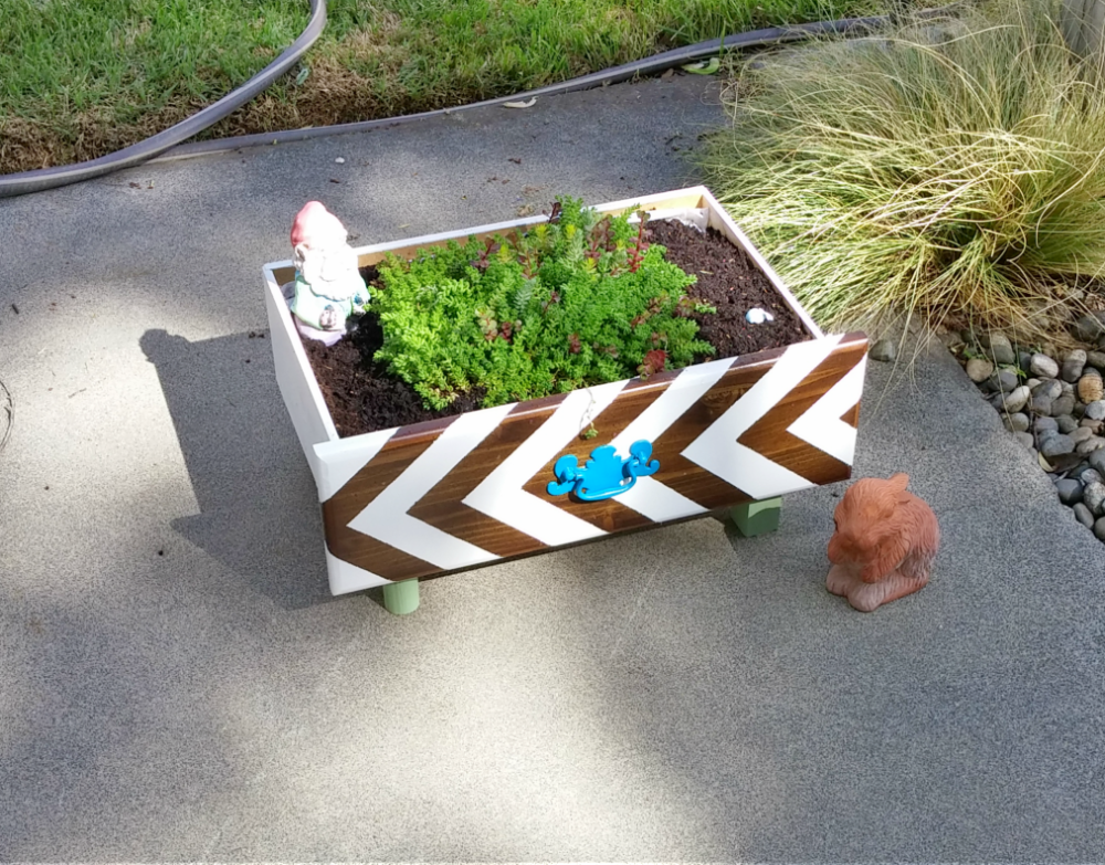 How to Make a Planter From an Old Drawer! Little Vintage Cottage