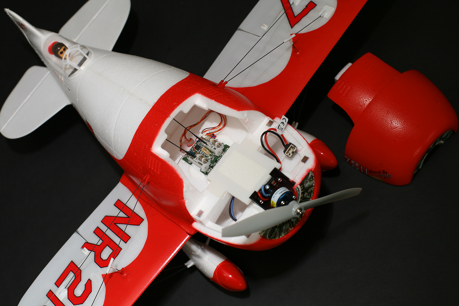 z8rc: E-Flight UMX Gee Bee R2 BNF with AS3X - Flight Review