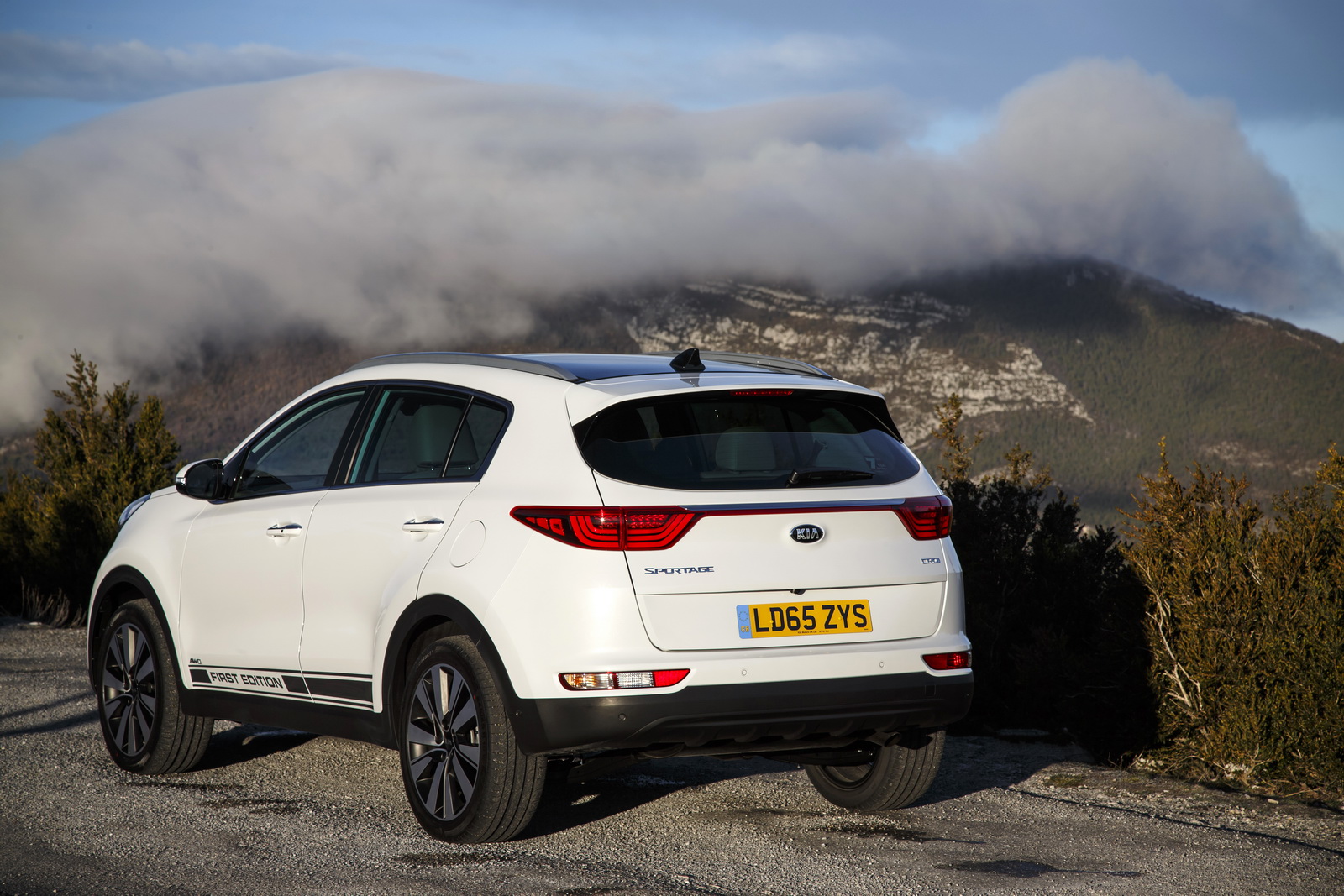 New Kia Sportage Detailed In Huge Gallery [354 Pics]