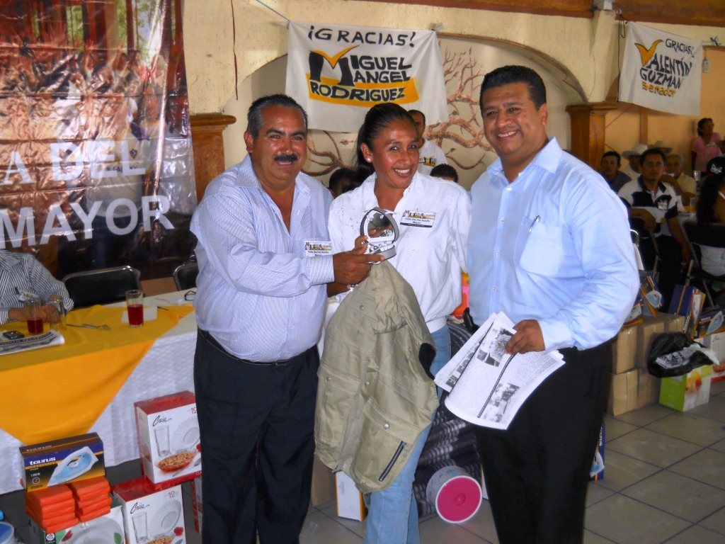 Infotaxco sociedad y política Celebró senador Valentín Guzmán Día del