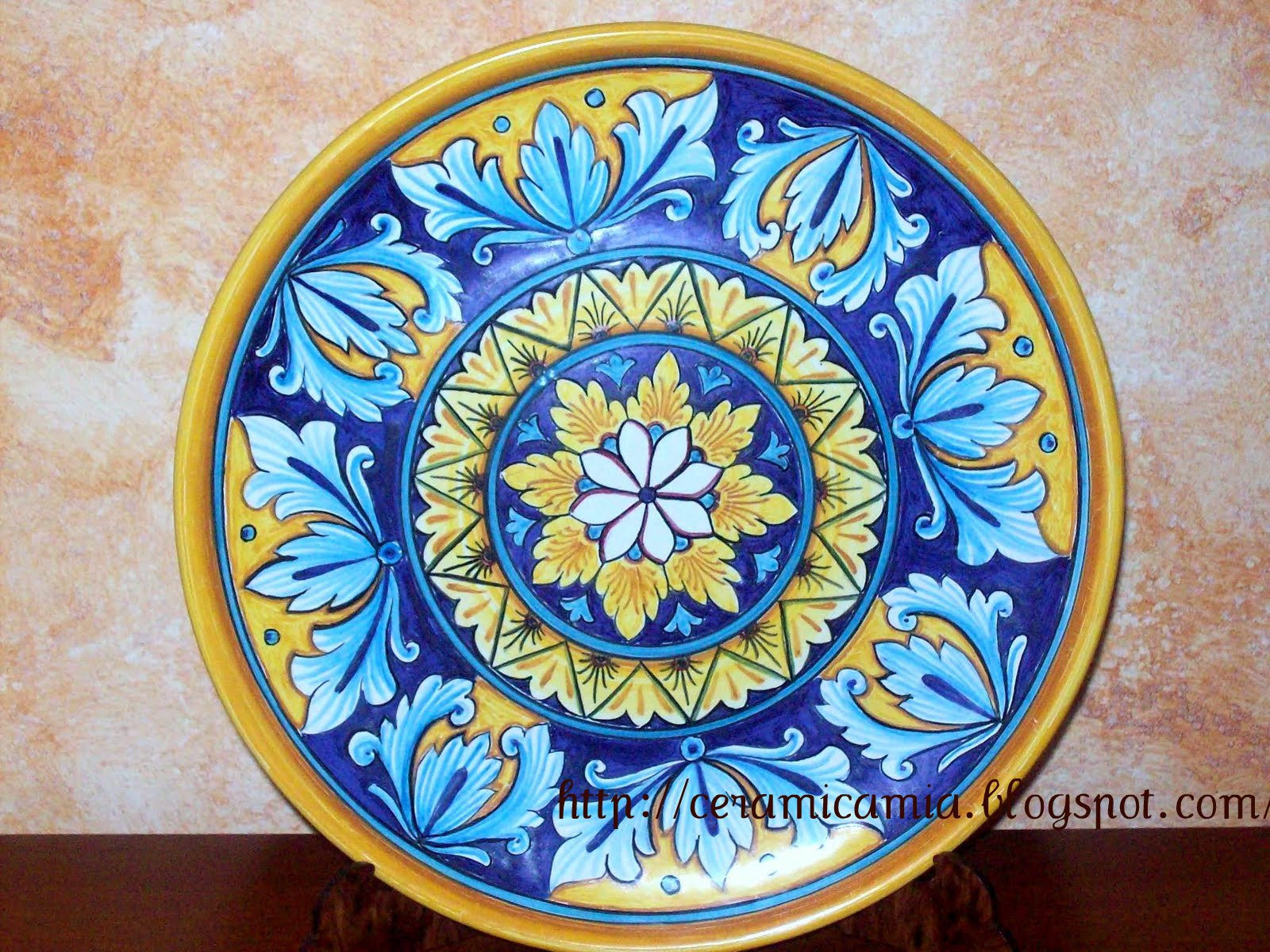 Ceramica che passione piatti for Decorazioni piatti
