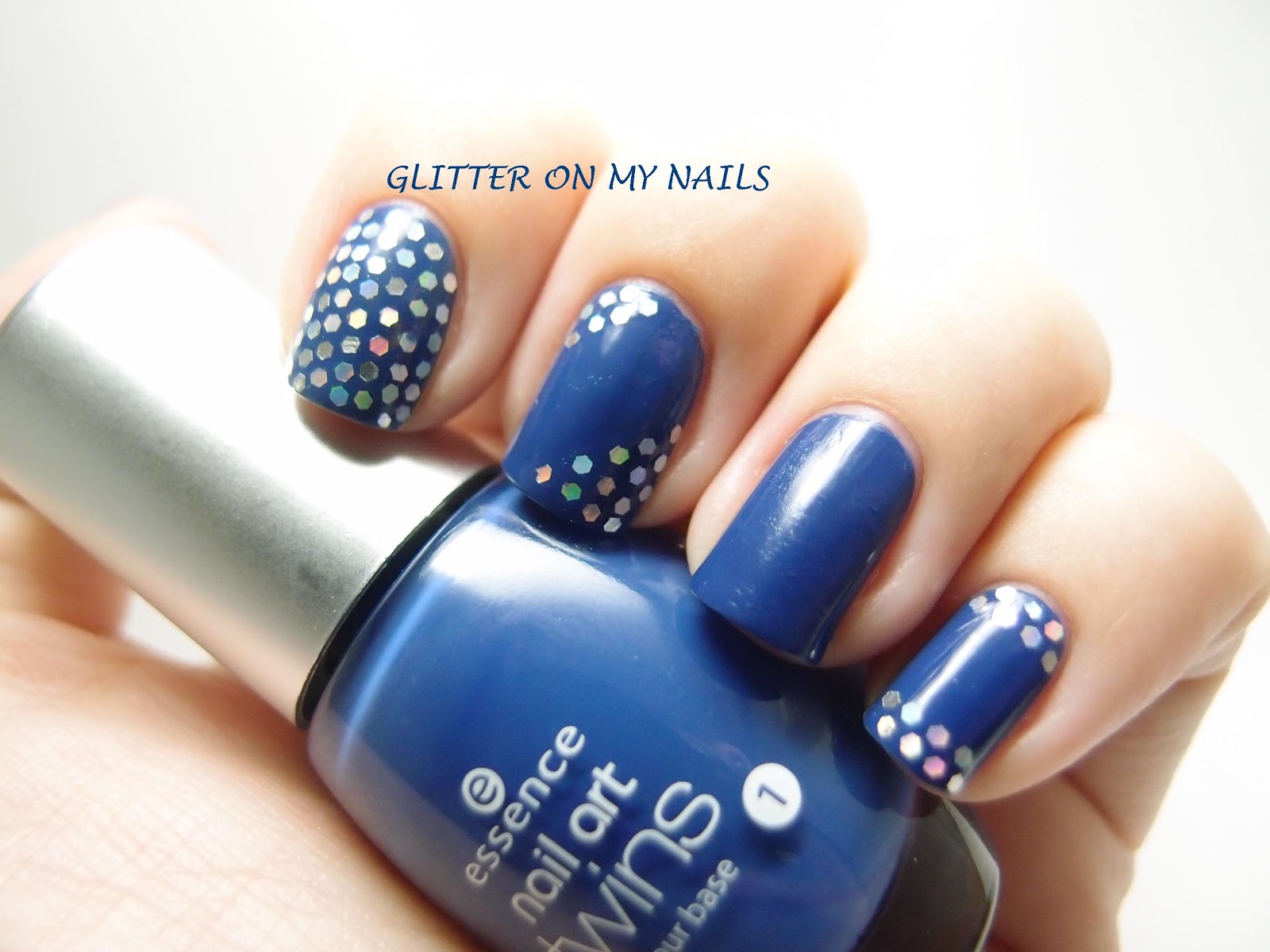 GLITTER ON MY NAILS Diciembre 2012