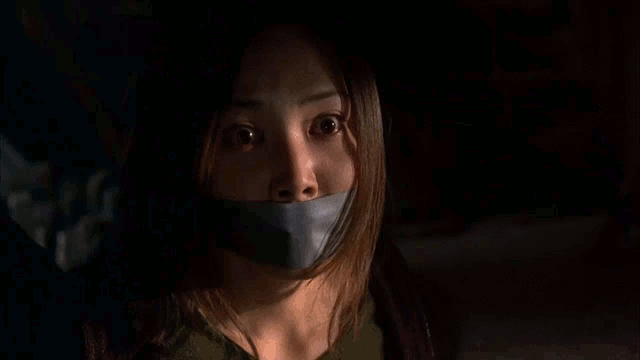 Young Korean couple is kidnapped by a sadistic hitchhiker. 