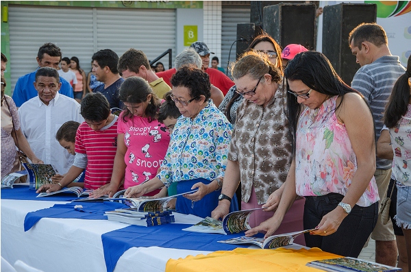 Prefeitura de Cocal inaugura Centro Comercial e praça - Imagem 5