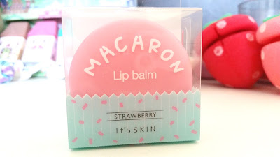 It's Skin Macaron Lip Balm: Strawberry Review