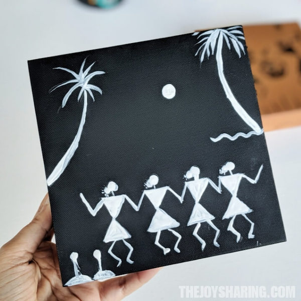Featured image of post Warli Art Drawing For Kids - Warli painting is a form of tribal art mostly created by the tribal people from the north sahyadri range in maharashtra, india.