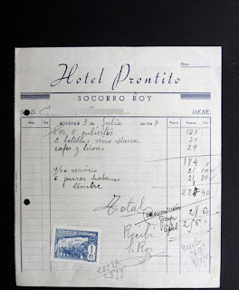 Póliza Turismo de 1 peseta en factura de 1947 del Hotel Prontito. Binéfar. Socorro Roy.