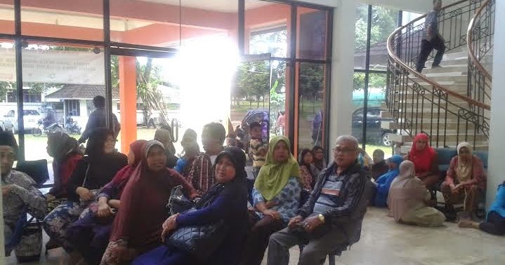 Klinik Mata Dr Hasri Ainun Habibie Selenggarakan Bakti Sosial Oprasi Katarak Laras Post