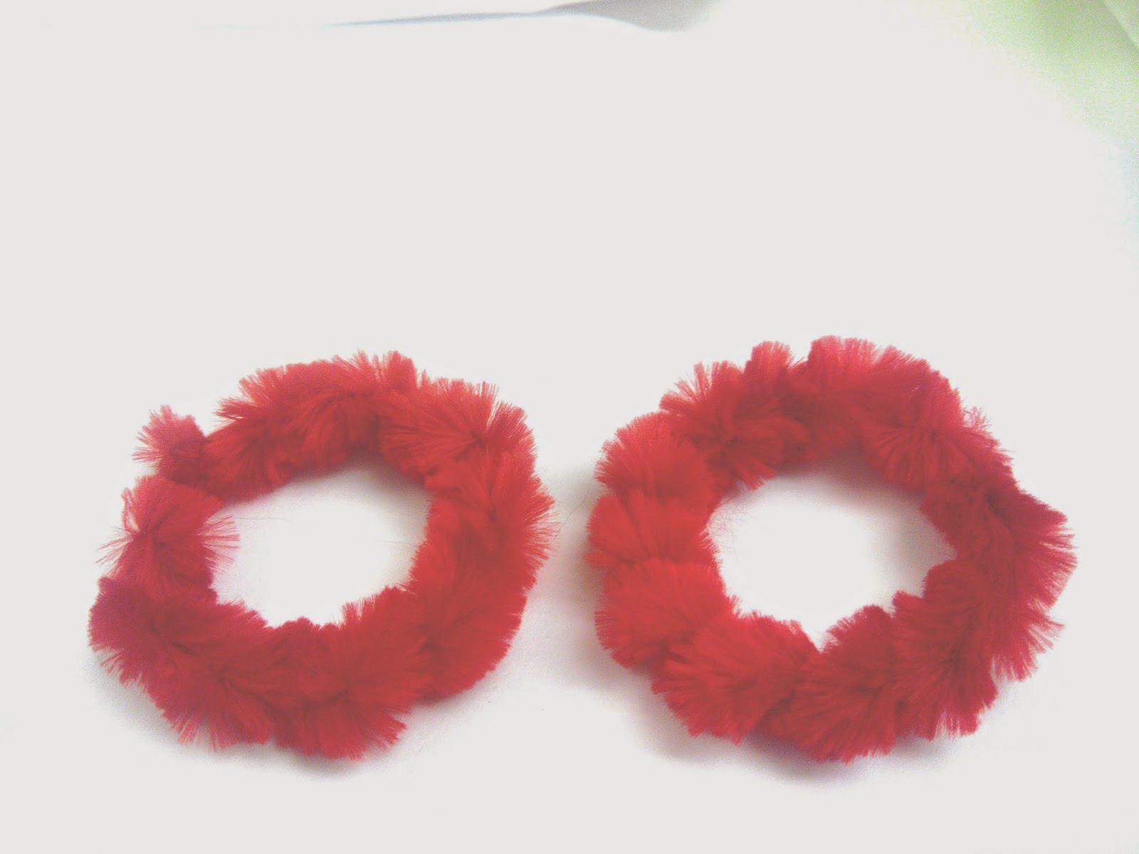 Theepz Crafts Pipe Cleaner Earrings