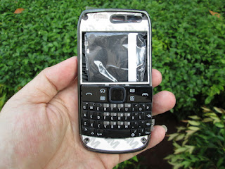 Casing Nokia E6 Fullset Casing Nokia E6 Fullset
