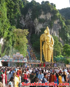 thaipusam in malaysia, lord murugan, batu caves, kavadi, hindu, devotees, thaipusam