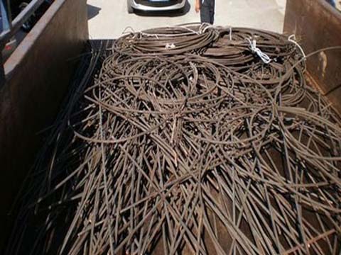 Πενήντα κιλά κλεμμένων χάλκινων καλωδίων βρέθηκαν στην κατοχή 39χρονου