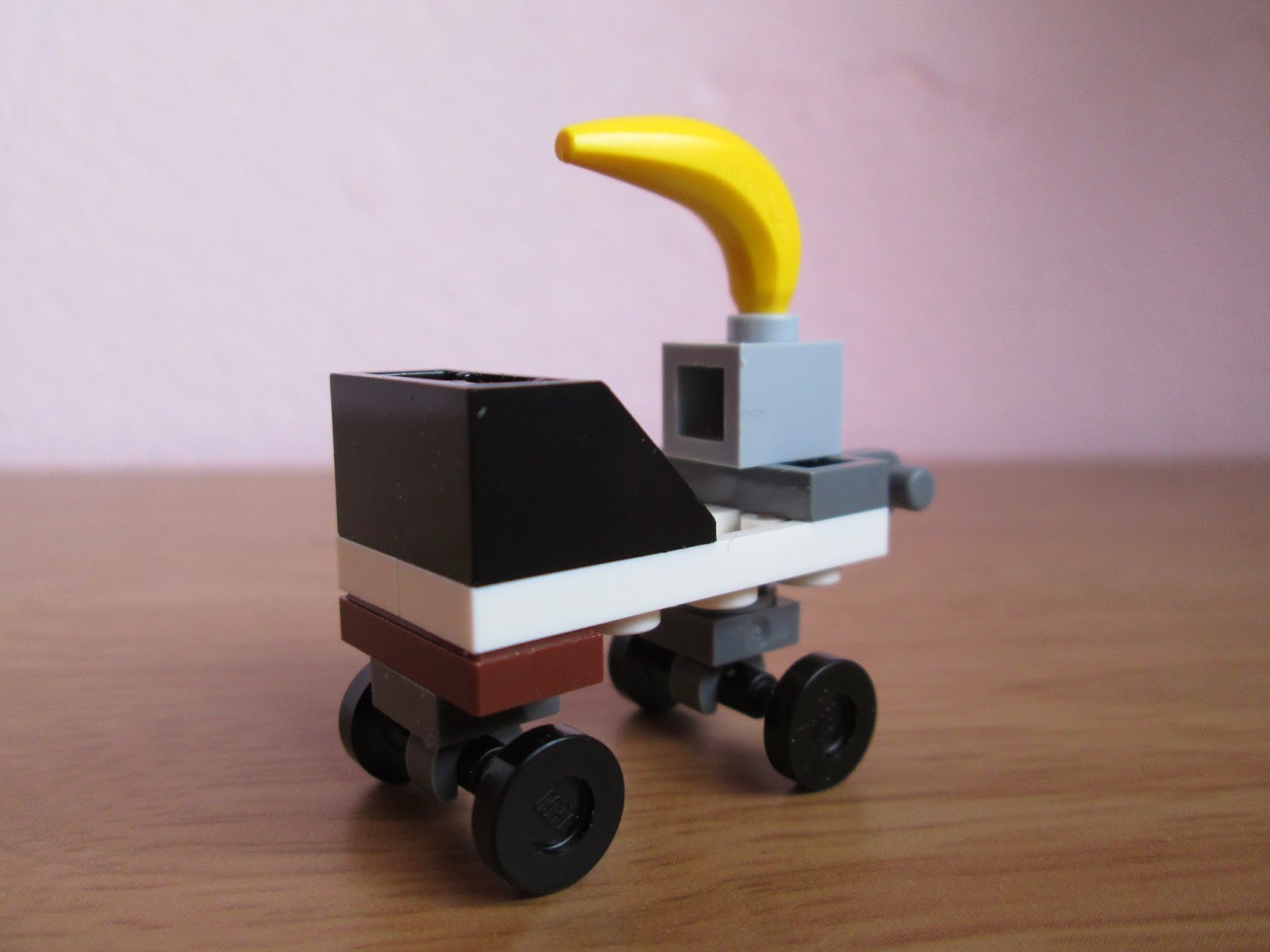 MOC LEGO Comboio a vapor