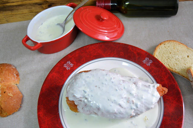 Pechugas Rellenas En Salsa De Queso Gorgonzola 
