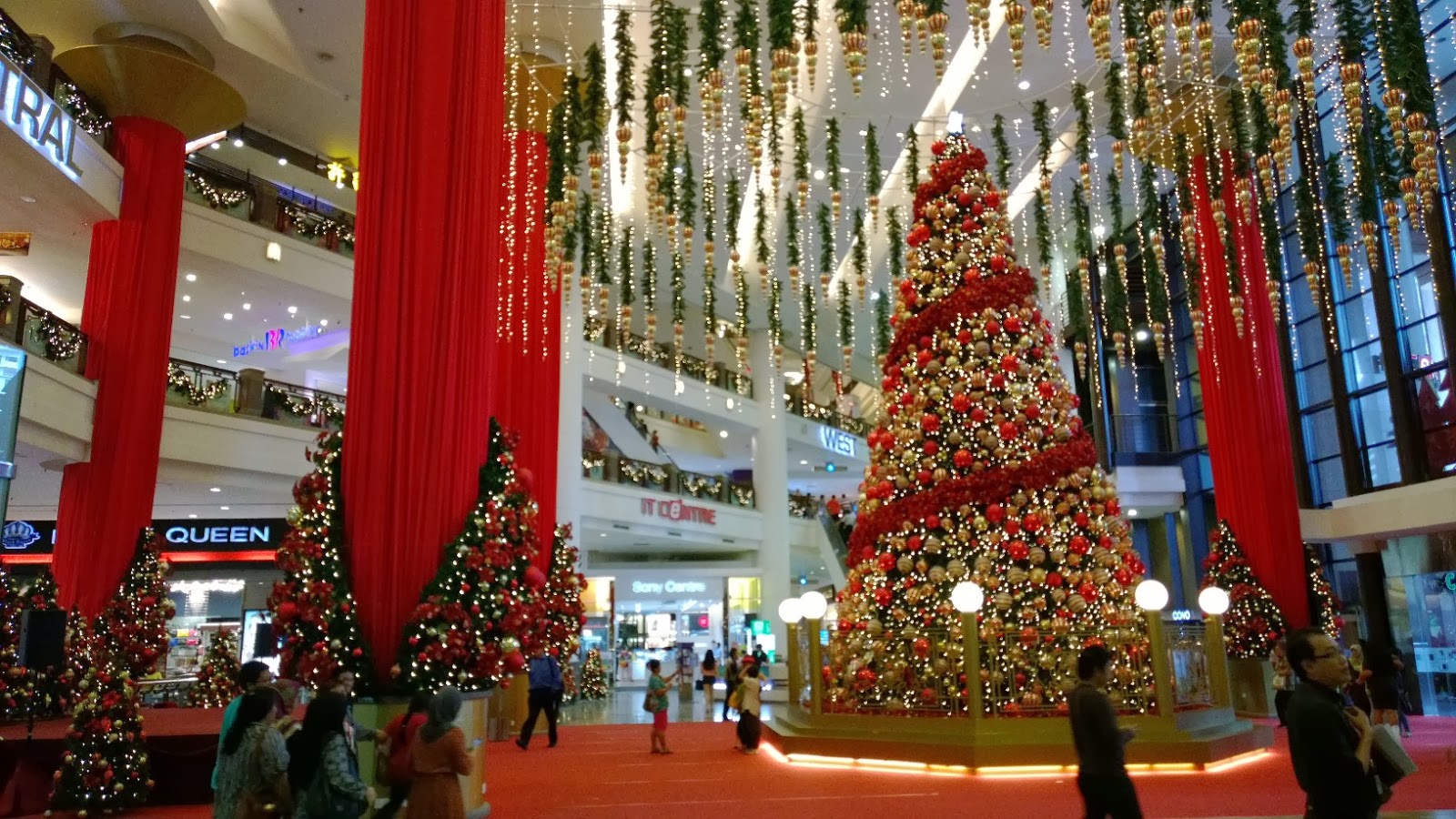 Christmas Decorations Berjaya Times Square, Kuala Lumpur