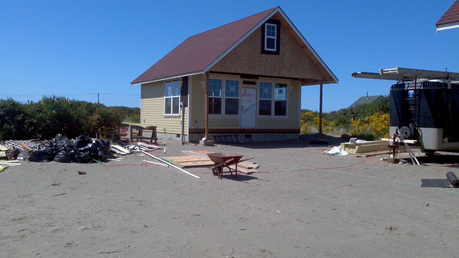 Simple Symmetry meeting christian kazimir builder of tiny homes in