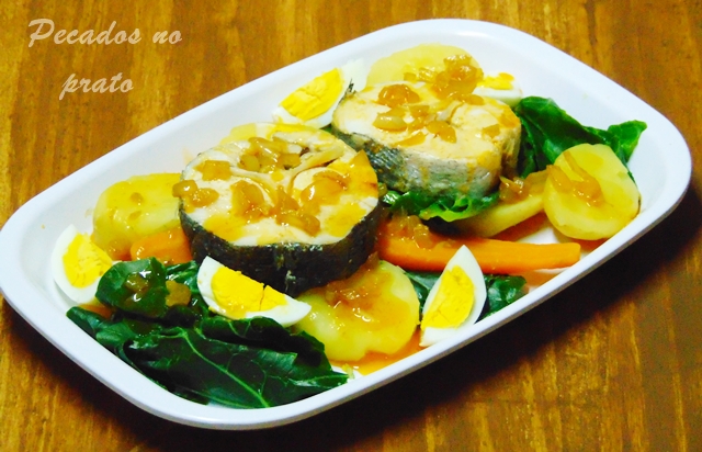 Pescada à poveira com couve