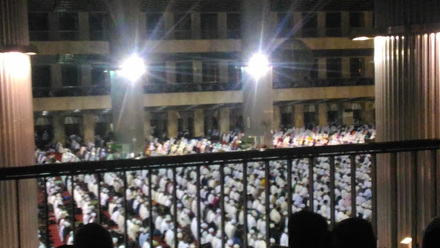 Subhanallah, Serasa Di Masjidil Haram, Beginilah Penampakan Shalat Tahajud 112 di Masjid Istiqlal